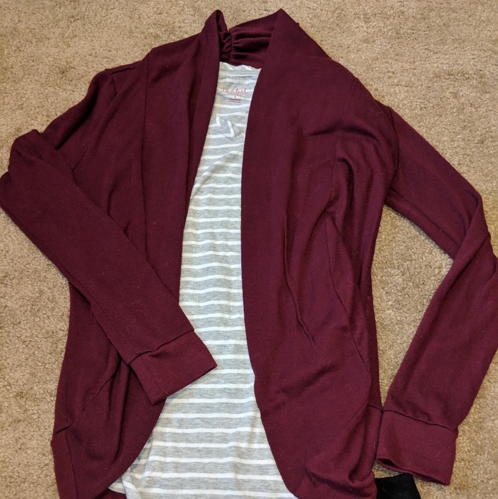 Wine cocoon sweater
